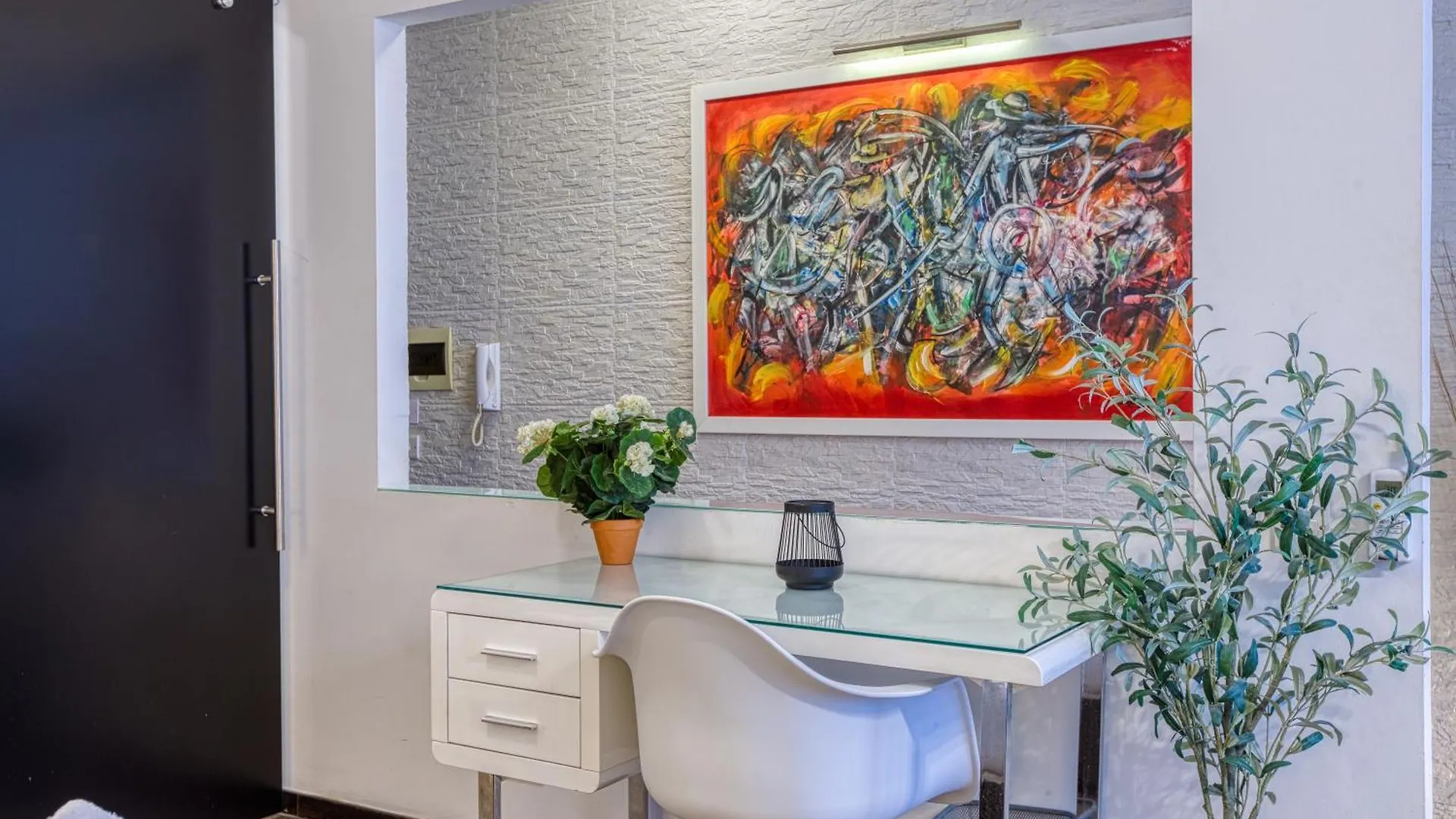 Stylish 1Bedroom Studio In The Heart Of St Julians 303 Saint Julian's 0*,  Malta